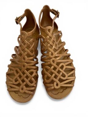 Diane von Furstenberg
Jaya Love Knot Jelly Sandals 7/7.5